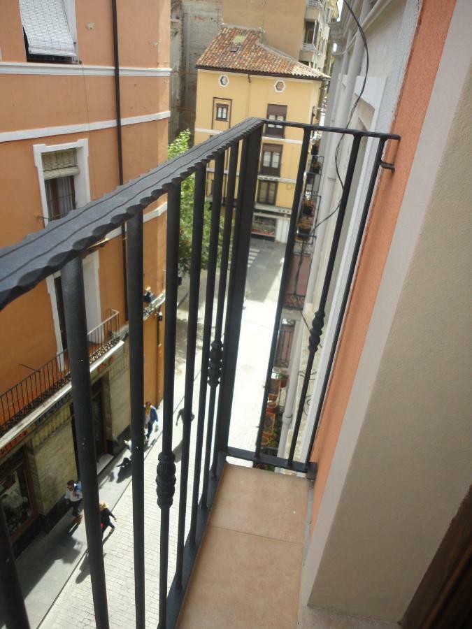 Apartamento Rua Centro Balcony カラタユー エクステリア 写真